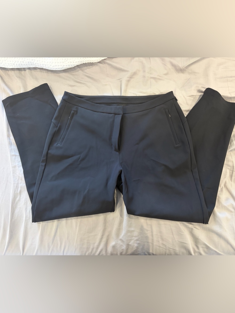 Womens straight leg lululemon trouser